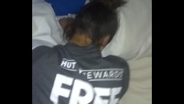 Brunette amateur baisée dans